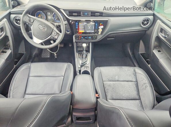 2T1BURHE5JC047484 2018 TOYOTA COROLLA Silver წინა პანელის ხედი