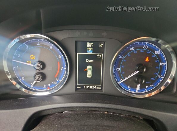 2T1BURHE5JC047484 2018 TOYOTA COROLLA Silver ხელსაწყოთა პანელის ხედი