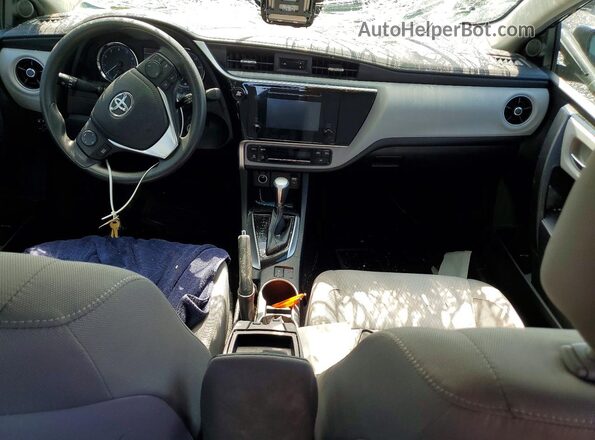 2T1BURHE5JC059800 2018 TOYOTA COROLLA Gray Առջևի վահանակի տեսք
