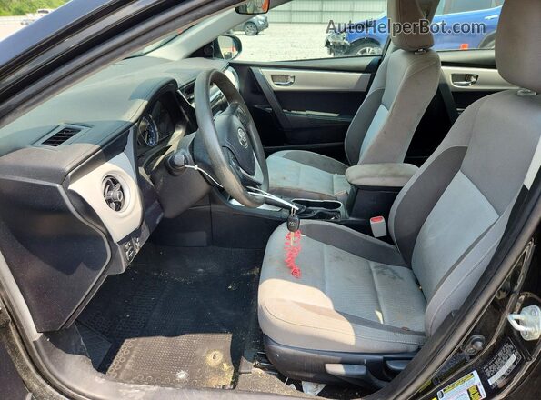 2T1BURHE5JC066469 2018 TOYOTA COROLLA Black წინა სალონის ხედი