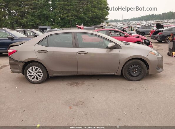 2T1BURHE5JC114925 2018 TOYOTA COROLLA Gray Rear interior view