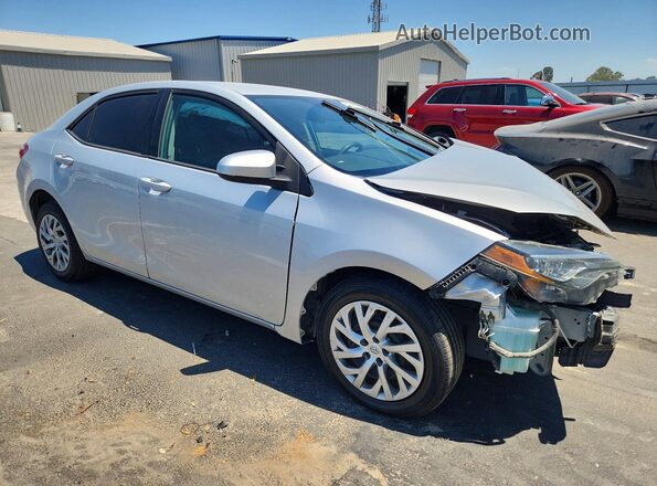 2T1BURHE5JC123382 2018 TOYOTA COROLLA Silver Առջևի աջ