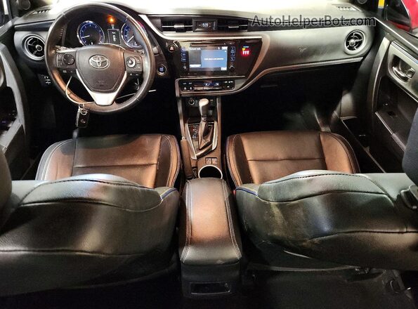 2T1BURHE5JC965929 2018 TOYOTA COROLLA Red Առջևի վահանակի տեսք