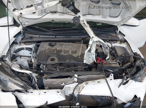 2T1BURHE5KC147764 2019 TOYOTA COROLLA Белый Вид сзади
