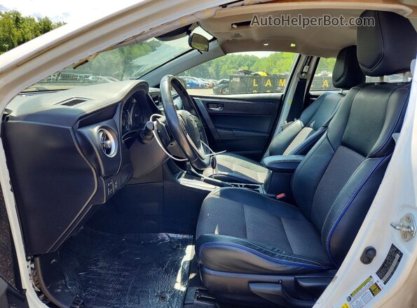 2T1BURHE5KC180425 2019 TOYOTA COROLLA White Front interior view