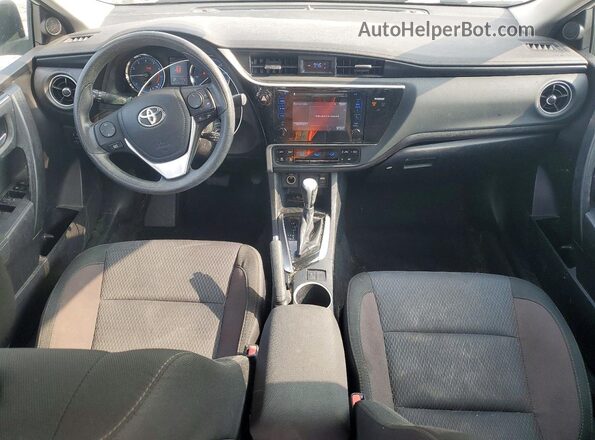 2T1BURHE6HC754037 2017 TOYOTA COROLLA White Widok deski rozdzielczej