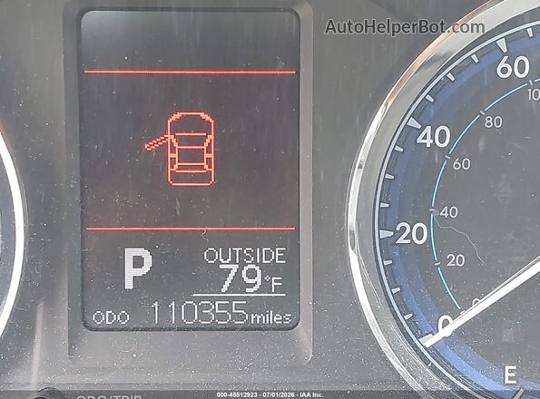 2T1BURHE6HC804239 2017 TOYOTA COROLLA Silver 