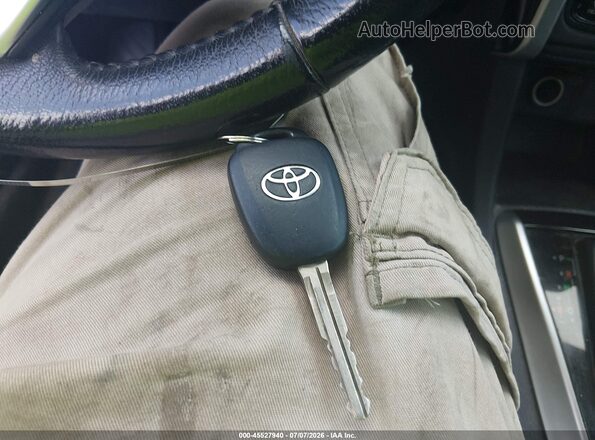 2T1BURHE6HC818979 2017 TOYOTA COROLLA Blue Widok deski rozdzielczej