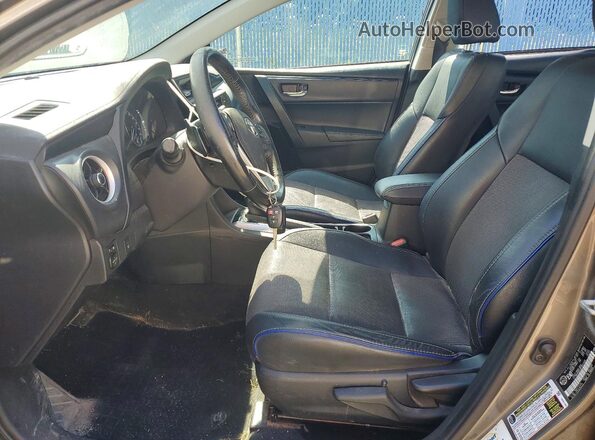 2T1BURHE6HC864456 2017 TOYOTA COROLLA Бежевый Вид салона спереди