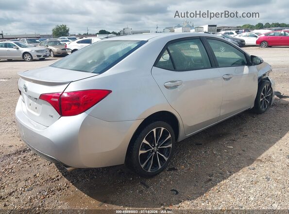 2T1BURHE6HC886599 2017 TOYOTA COROLLA Серебряный Задняя правая четверть