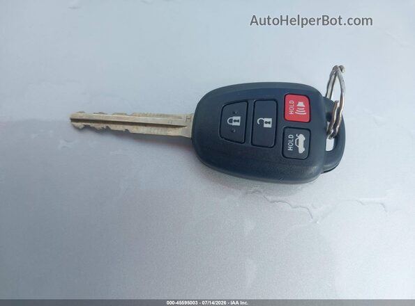 2T1BURHE6HC886599 2017 TOYOTA COROLLA Серебряный Вид панели приборов
