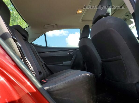 2T1BURHE6HC904213 2017 TOYOTA COROLLA Красный Вид задней части салона