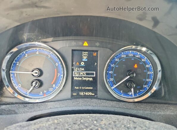 2T1BURHE6HC936465 2017 TOYOTA COROLLA Белый Вид щитка приборов