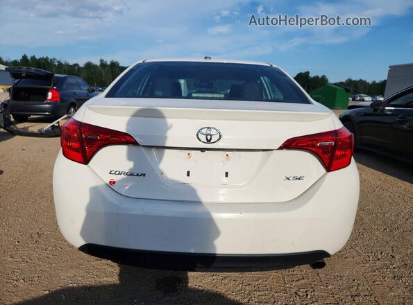 2T1BURHE6HC936465 2017 TOYOTA COROLLA Белый Вид сзади