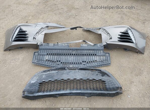 2T1BURHE6JC048403 2018 TOYOTA COROLLA Gray Vista del cuadro de instrumentos