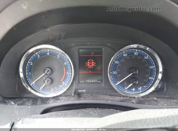 2T1BURHE6JC054721 2018 TOYOTA COROLLA White Widok tylnych siedzeń