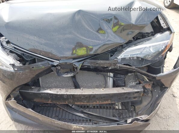 2T1BURHE6JC083068 2018 TOYOTA COROLLA Черный Вид спереди