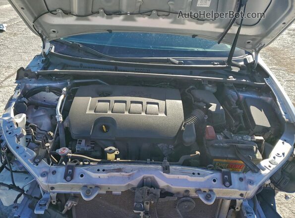 2T1BURHE6JC096399 2018 TOYOTA COROLLA Серебряный Вид задней части салона