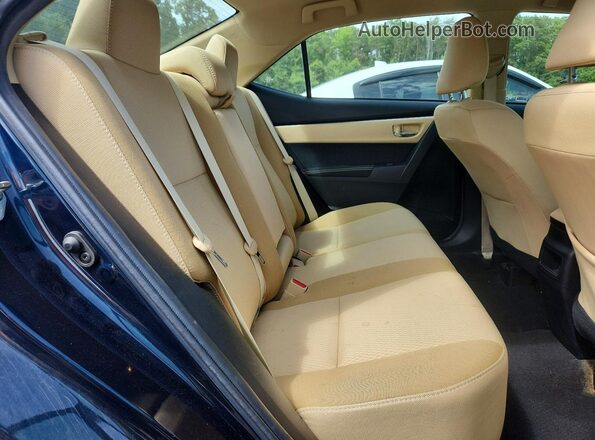 2T1BURHE6JC105635 2018 TOYOTA COROLLA Blue Вид задніх сидінь