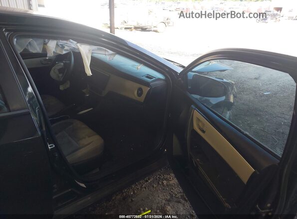 2T1BURHE6JC111063 2018 TOYOTA COROLLA Черный Вид салона спереди
