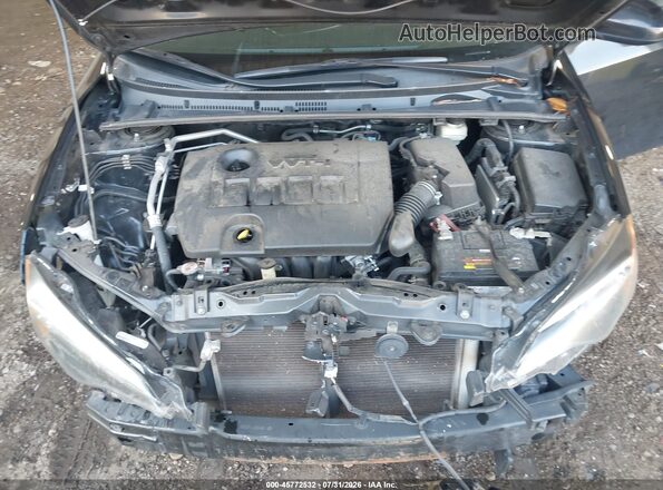 2T1BURHE6JC111063 2018 TOYOTA COROLLA Черный Вид сзади
