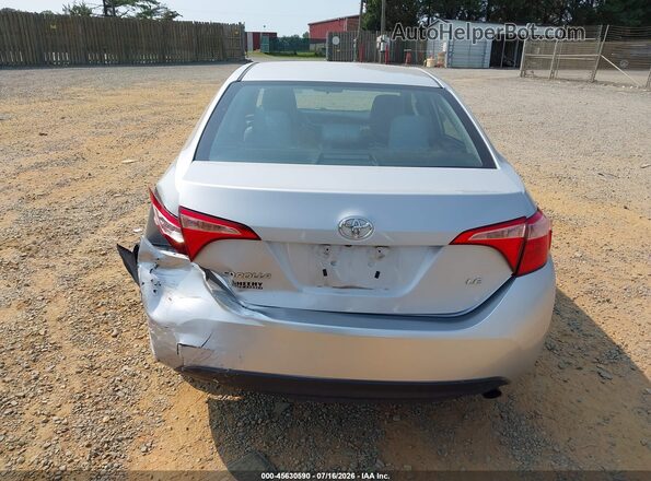 2T1BURHE6JC113363 2018 TOYOTA COROLLA Silver 