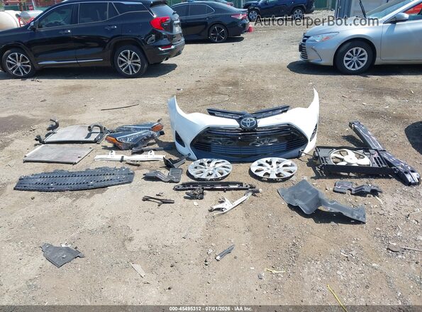 2T1BURHE6JC965289 2018 TOYOTA COROLLA White Вид щитка приладів