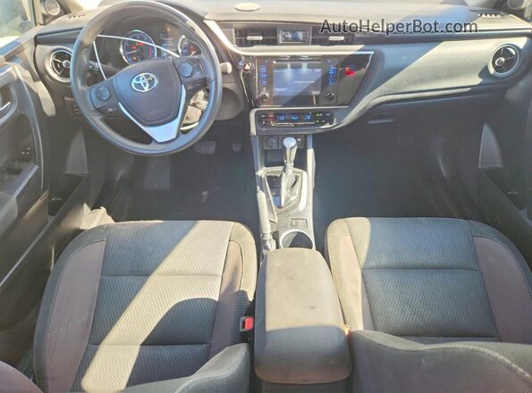 2T1BURHE6JC974624 2018 TOYOTA COROLLA White Вид панелі приладів