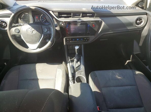 2T1BURHE6KC140855 2019 TOYOTA COROLLA Красный Вид панели приборов