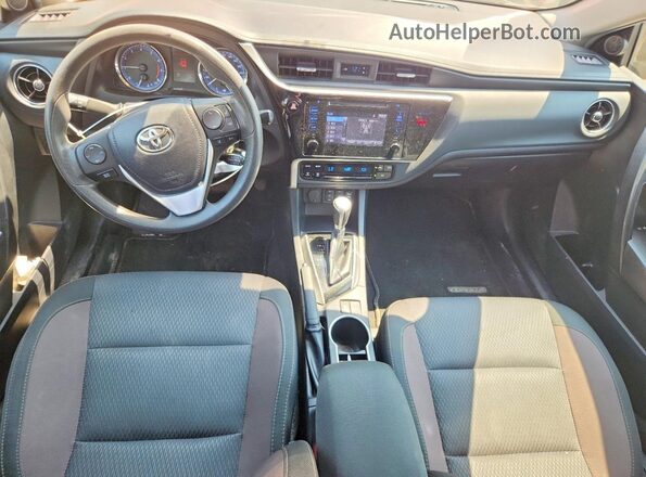 2T1BURHE6KC240082 2019 TOYOTA COROLLA Red Dashboard view