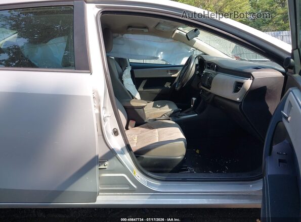 2T1BURHE7GC576816 2016 TOYOTA COROLLA Silver Widok wnętrza z przodu
