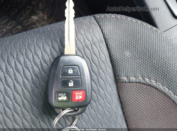 2T1BURHE7HC802273 2017 TOYOTA COROLLA Коричневый Вид панели приборов