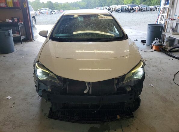 2T1BURHE7HC820823 2017 TOYOTA COROLLA White Widok z przodu