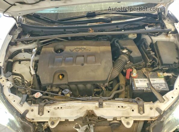 2T1BURHE7HC820823 2017 TOYOTA COROLLA White Widok wnętrza z tyłu