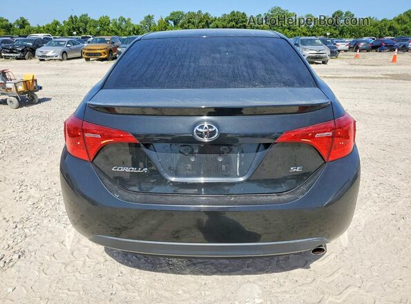 2T1BURHE7HC935759 2017 TOYOTA COROLLA Черный Вид сзади