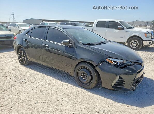 2T1BURHE7HC935759 2017 TOYOTA COROLLA Черный Передняя правая четверть
