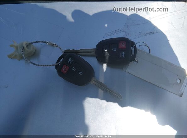2T1BURHE7HC939021 2017 TOYOTA COROLLA Blue Vista del salpicadero
