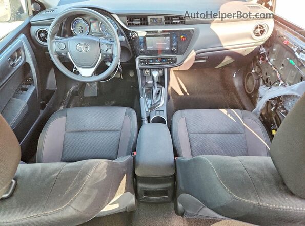 2T1BURHE7JC061855 2018 TOYOTA COROLLA Gray წინა პანელის ხედი