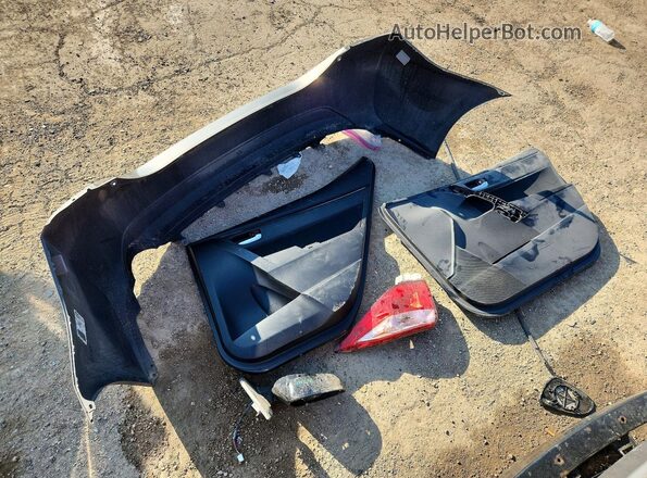2T1BURHE7JC061855 2018 TOYOTA COROLLA Gray ძრავის განყოფილების ხედი