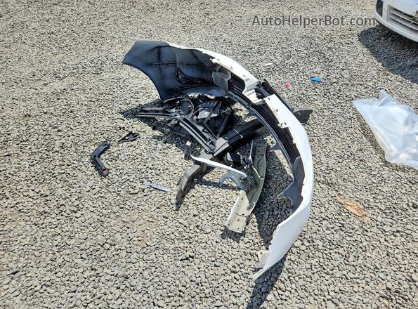 2T1BURHE7JC069731 2018 TOYOTA COROLLA White Engine compartment view