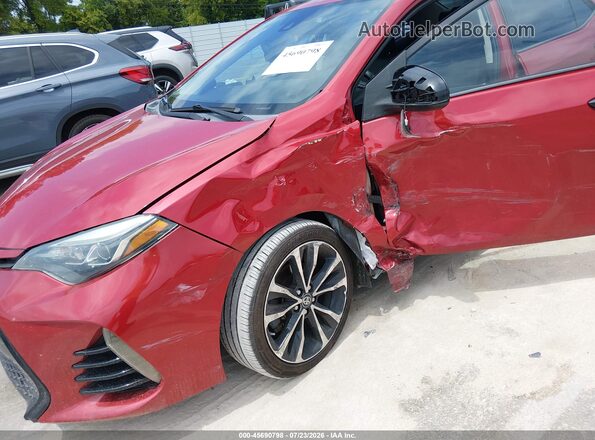 2T1BURHE7JC966998 2018 TOYOTA COROLLA Красный Вид спереди