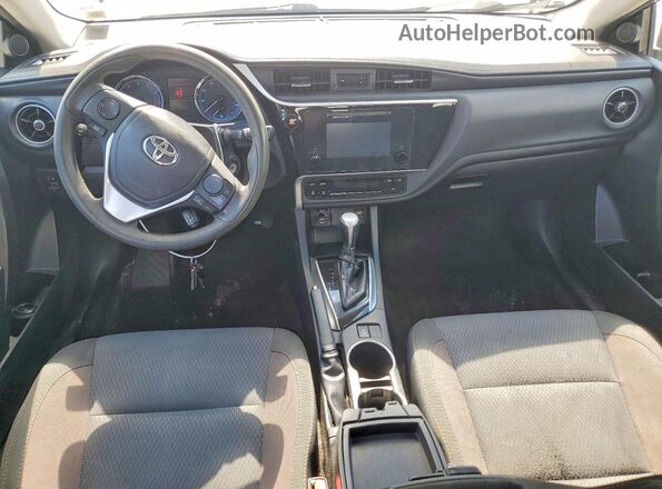 2T1BURHE7JC978519 2018 TOYOTA COROLLA Black Widok deski rozdzielczej