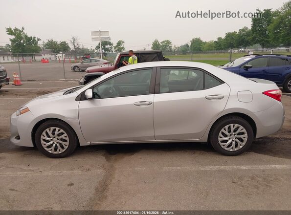 2T1BURHE7JC981551 2018 TOYOTA COROLLA Silver 