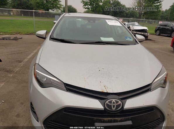 2T1BURHE7JC981551 2018 TOYOTA COROLLA Silver Սարքավորումների վահանակի տեսք