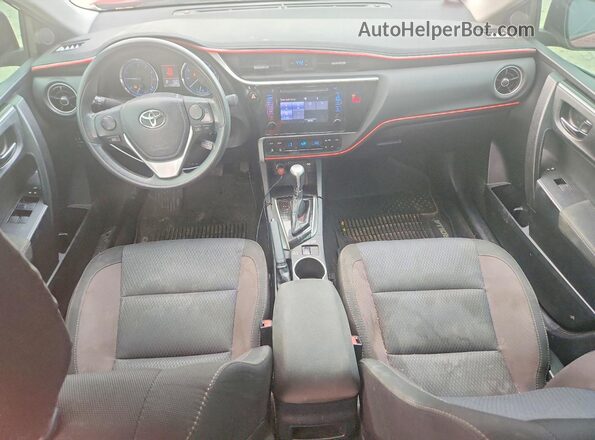 2T1BURHE7JC982196 2018 TOYOTA COROLLA Red Vista del salpicadero