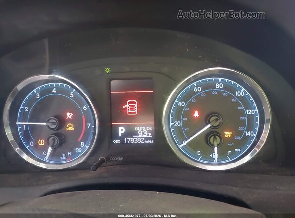 2T1BURHE7JC986751 2018 TOYOTA COROLLA White უკანა სავარძლების ხედი