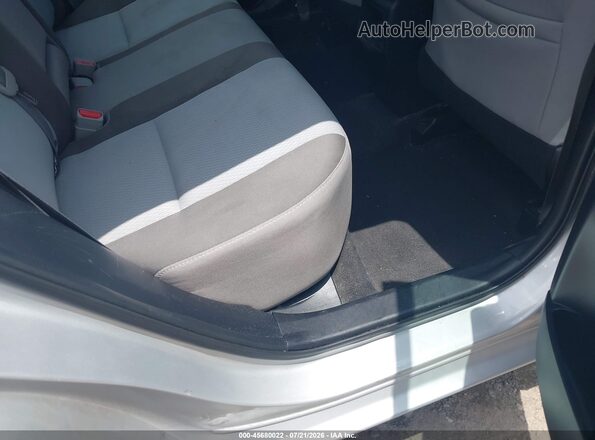 2T1BURHE7JC996163 2018 TOYOTA COROLLA Silver Вид наклейки з VIN-кодом