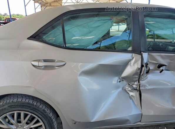 2T1BURHE8GC546935 2016 TOYOTA COROLLA Silver Вид задніх сидінь