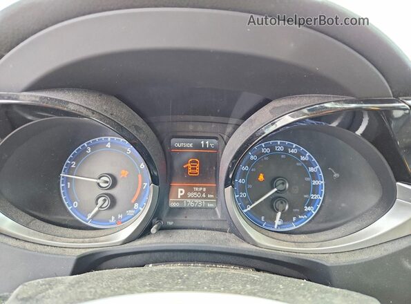 2T1BURHE8GC635520 2016 TOYOTA COROLLA Серебряный Вид щитка приборов