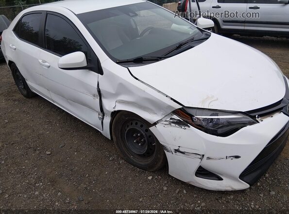 2T1BURHE8HC793146 2017 TOYOTA COROLLA White Widok z przodu